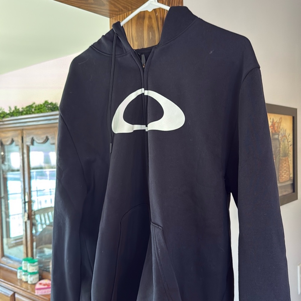 Men’s Oakley Jacket